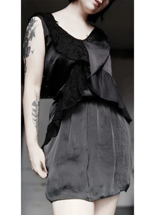 Vintage goth dress with lace (L), merk: Vintage Dressing, staat: Heel goed, maat: L / 40 / 12, € 8,99, € 10,14 inclusief Kopersbescherming Pro