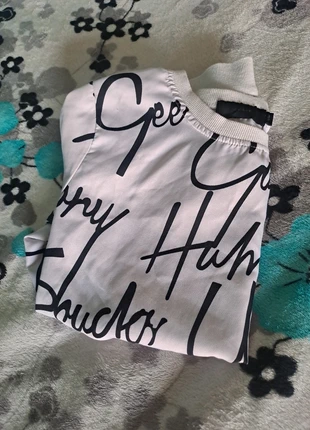 Sweat fin Julie taille S/M, brand: JULIE, condition: Very good, size: S / 36 / 8, €2.00, €2.80 includes Buyer Protection