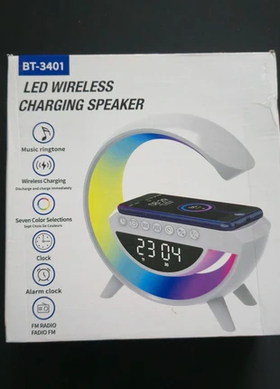 Altavoz Carga Inalámbrica LED BT-3401, marque: BT, état: Neuf avec étiquette, 10,00 €, 11,20 € Protection acheteurs incluse