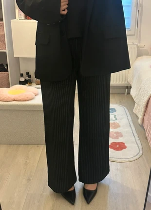 Pantalon fluide à rayures, état: Neuf sans étiquette, taille: Taille unique, 5,00 €, 5,95 € Protection acheteurs incluse