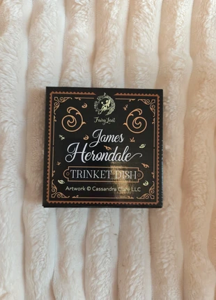 James herondale trinket dish fairyloot, marque: FairyLoot, état: Très bon état, 5,00 €, 5,95 € Protection acheteurs incluse