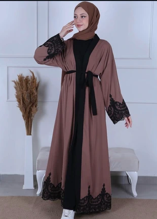 Kimono soie de medine camel brodé, marque: Made, état: Neuf avec étiquette, taille: Taille unique, 6,00 €, 7,00 € Protection acheteurs incluse