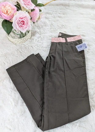 Pantalon femme marque Kulte taille 40 couleur kaki et rose, marque: Kulte, état: Très bon état, taille: L / 40 / 12, 22,99 €, 24,84 € Protection acheteurs (Pro) incluse