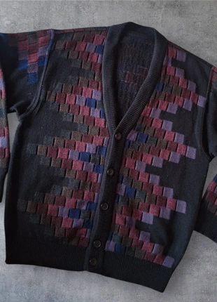 Carlo Colucci textured undertones purple burgundy multicoloured wool cardigan 90s vintage, marque: Carlo Colucci, état: Très bon état, taille: XL, 65,00 €, 68,95 € Protection acheteurs incluse