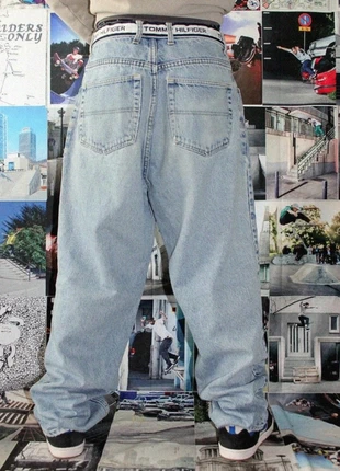 Tommy Hilfiger Vintage 2000's Loose Fit Jeans (US W29 L34) (EU 39), marke: Tommy Hilfiger, zustand: Sehr gut, größe: W29 | DE 44, 69,99 €, 74,19 € beinhaltet Vinted-Käuferschutz Pro