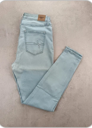Pantalon Jean Levi's Denizen / taille haute coupe skinny / bleu clair taille 36 FR femme, marque: Levi's, état: Bon état, taille: S / 36 / 8, 8,00 €, 9,10 € Protection acheteurs (Pro) incluse
