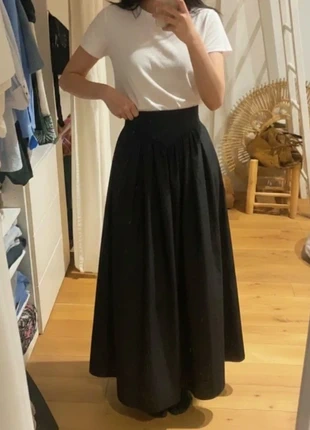 Jupe longue noir classe 109 minimaliste elegante boheme cottage, brand: gizarahi, condizioni: Ottime, taglia: S / IT 40 / EU 36, €29.90, €32.10 include la Protezione acquisti