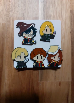 Harry Potter Pin setje 5 stuks, merk: Harry Potter, staat: Heel goed, € 6,00, € 7,00 inclusief Kopersbescherming