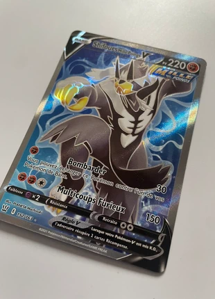 Carte Pokemon Shifours V full art, marke: Pokémon, zustand: Neu, mit Etikett, 8,00 €, 9,10 € inklusive Vinted-Käuferschutz