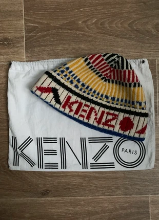 Bonnet Kenzo en Laine, marque: Kenzo, état: Très bon état, taille: Taille unique, 70,00 €, 74,20 € Protection acheteurs incluse