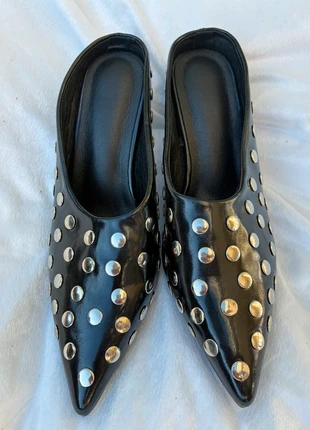 🖤 Mules noires cloutées – taille 38 – pointues & stylées neuves, marca: mules talon fin, estado: Novo com etiquetas, tamanho: 38, €24.99, €26.94 inclui Proteção do Comprador