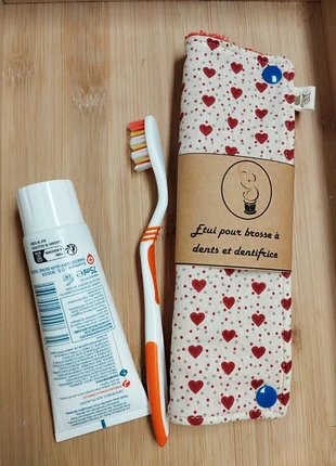 Étui brosse à dents, marque: Fait Main, état: Neuf sans étiquette, 7,00 €, 8,05 € Protection acheteurs incluse