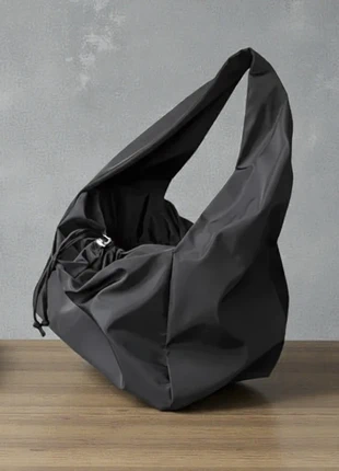 Sling bag noir Japan style gorpcore – sac japonais / coréen université ordinateur, brand: Japan Style, condizioni: Ottime, €28.00, €30.10 include la Protezione acquisti