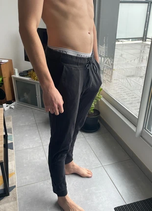 Jogging noir Jack&Jones, marque: Jack & Jones, état: Bon état, taille: L, 5,00 €, 5,95 € Protection acheteurs incluse