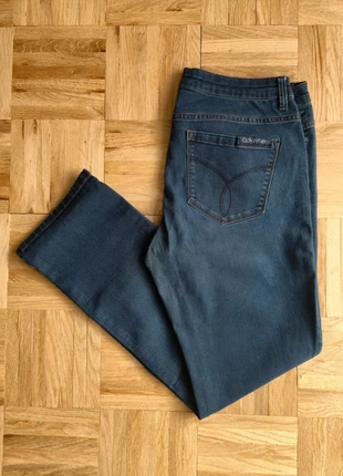 Jean coupe droite Calvin Klein taille 10 (M) L30, marca: Calvin Klein, estado: Muito bom, tamanho: M / 38 / 10, €17.00, €18.55 inclui Proteção do Comprador