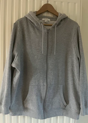 Gilet sweat Primark, marque: Primark, état: Très bon état, taille: XXL, 3,00 €, 3,85 € Protection acheteurs incluse