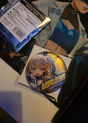 Nikke: Goddess Of Victory - Badge Laplace - Anime Expo, marque: shift up, état: Neuf avec étiquette, taille: Taille unique, 7,50 €, 8,58 € Protection acheteurs incluse