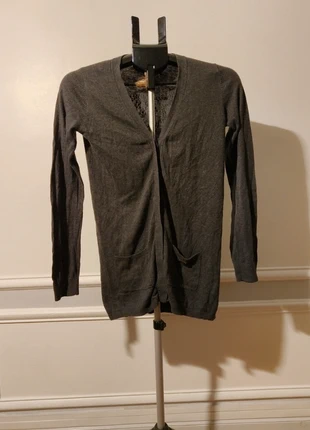 Beau cardigan léger IKKS en taille S, merk: IKKS, staat: Heel goed, maat: S / 36 / 8, € 15,00, € 16,45 inclusief Kopersbescherming Pro