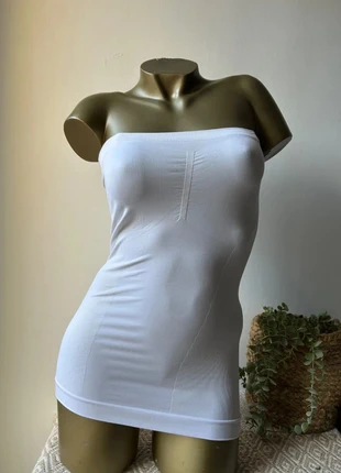 Top bustier gainant blanc – Taille L/XL – Très bon état - Primark, marque: Primark, état: Très bon état, taille: L / 40 / 12, 3,00 €, 3,85 € Protection acheteurs incluse