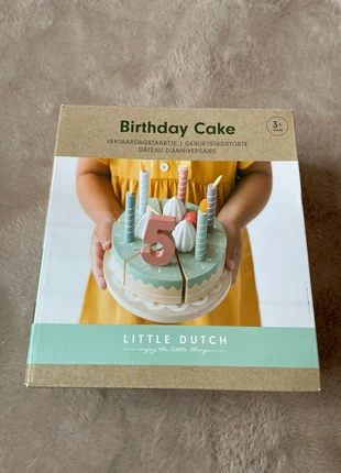 Little dutch verjaardagstaartje, birthday cake, merk: Little Dutch, staat: Heel goed, maat: 3 jaar / 98 cm, € 16,00, € 17,50 inclusief Kopersbescherming