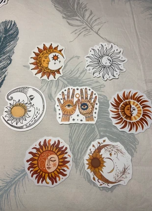 Solar lunar sticker pack, merk: Stickers, staat: Nieuw met prijskaartje, € 1,00, € 1,75 inclusief Kopersbescherming
