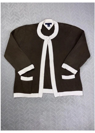 Cardigan Tommy Hilfiger taille M - gilet col rond femme vintage 90's - Vert Olive, marque: Tommy Hilfiger, état: Neuf sans étiquette, taille: M / 38 / 10, 9,90 €, 11,10 € Protection acheteurs incluse