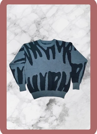 Pull y2k vintage gris avec motif noir L, marque: y2k, état: Neuf sans étiquette, taille: L, 25,00 €, 26,95 € Protection acheteurs incluse