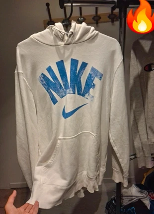 Pull nike vintage blanc nike bleu taille L homme, marque: Nike, état: Très bon état, taille: L, 12,00 €, 13,30 € Protection acheteurs incluse