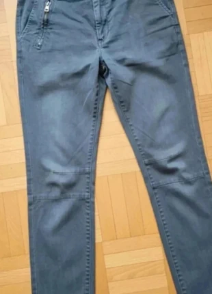 Pantalon bleu marine – Made in Italy – Taille 38 – Coupe ajustée élégante, merk: Made In Italy, staat: Heel goed, maat: M / 38 / 10, € 2,90, € 3,75 inclusief Kopersbescherming Pro