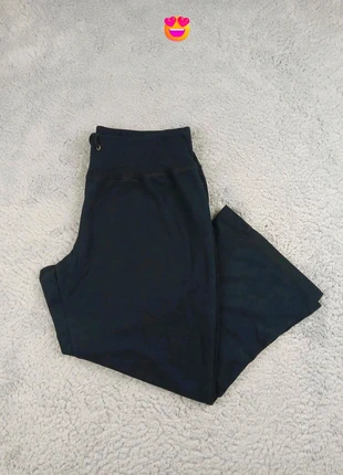 Track Pant Jogging/Pantacourt Champion Noir Taille L - Femme, marque: Champion, état: Très bon état, taille: L / 40 / 12, 15,00 €, 16,45 € Protection acheteurs (Pro) incluse