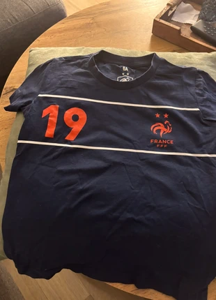 T-shirt équipe de France / 6 ans, marque: EQUIPE DE FRANCE, état: Très bon état, taille: 6 ans / 116 cm, 1,50 €, 2,28 € Protection acheteurs incluse