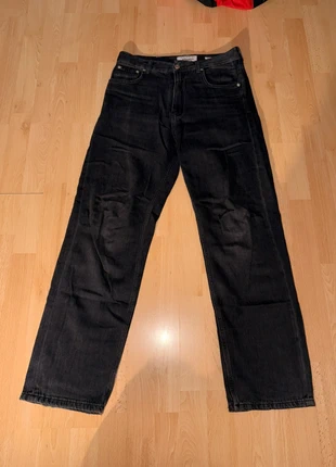 Jean baggy Pull&Bear, marque: Pull & Bear, état: Très bon état, taille: W28 | FR 38, 7,00 €, 8,05 € Protection acheteurs incluse