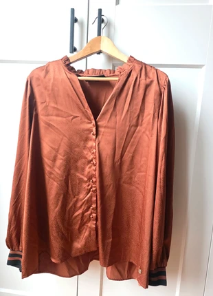Zoey blouse rusty brown size M, brand: Zoey, condizioni: Ottime, taglia: 5XL / IT 54 / EU 50, €5.00, €5.95 include la Protezione acquisti