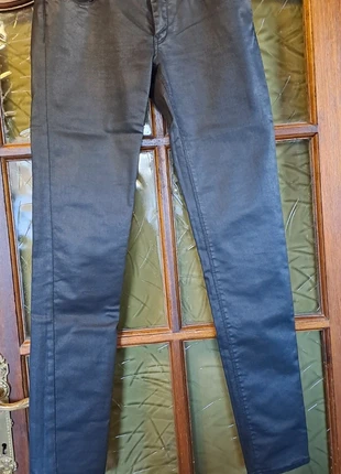 Pantalon simili cuir le temps des cerises 29/32, marque: Le Temps des Cerises, état: Très bon état, taille: L / 40 / 12, 20,00 €, 21,70 € Protection acheteurs incluse