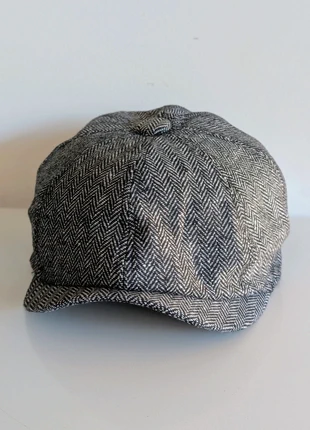 Béret type gavroche gris clair, staat: Nieuw zonder prijskaartje, maat: Universele maat, € 14,00, € 15,40 inclusief Kopersbescherming