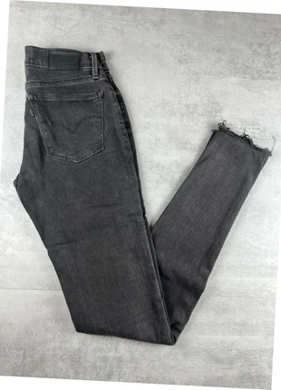 jean Levi’s 710 super skinny FR34 W24 L32, marque: Levi's, état: Très bon état, taille: XS / 34 / 6, 17,50 €, 19,08 € Protection acheteurs (Pro) incluse