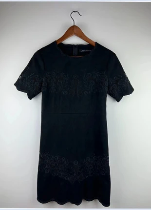 Robe noire zara, marque: Zara, état: Très bon état, taille: S / 36 / 8, 27,00 €, 29,05 € Protection acheteurs (Pro) incluse