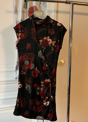 Robe courte à fleur Jennyfer Vintage, marque: y2k, état: Bon état, taille: M / 38 / 10, 10,00 €, 11,20 € Protection acheteurs incluse