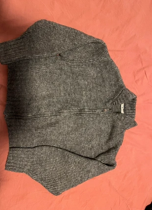 veste maille grise avec zip, marca: Zara, estado: Muy bueno, tamaño: S / 36 / 8, 15,00 €, 16,45 € Protección al comprador incluida