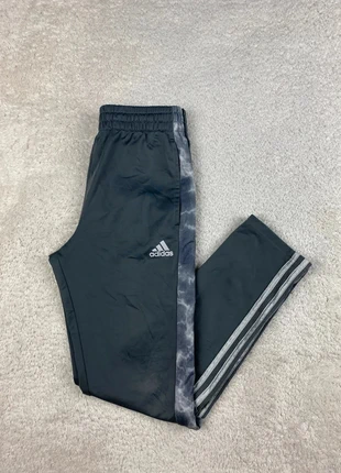 Jogging Adidas Sport Gris 6D - 10-12 ans, marque: adidas, état: Très bon état, taille: 10 ans / 140 cm, 9,99 €, 11,19 € Protection acheteurs incluse