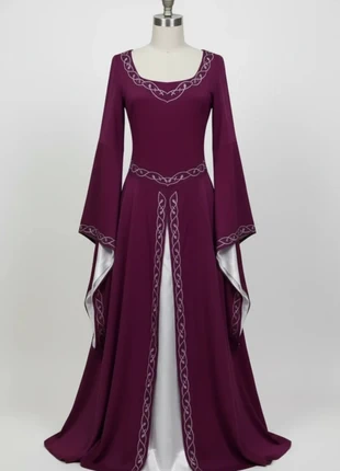 Robe Longue Médiévale Prune Brodée – Élégante / Renaissance / Chic Féérique / Style Elfique, marca: Atelier Lysandra, estado: Muy bueno, tamaño: M / 38 / 10, 59,90 €, 63,60 € Protección al comprador Pro incluida