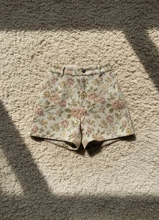 Short fleuri vintage pastel, brand: bohea, condition: Very good, size: S / 36 / 8, €44.99, €47.94 includes Buyer Protection