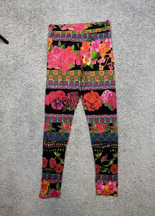 Desigual Multicolor Leggings Size M, brand: Desigual, condizioni: Ottime, taglia: M / IT 42 / EU 38, €9.99, €11.19 include la Protezione acquisti