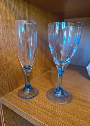 Set bicchieri e coppette in vetro, état: Très bon état, 5,00 €, 5,95 € Protection acheteurs incluse