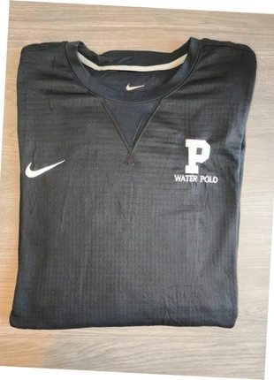 Haut Nike Water Polo pour homme, manches longues, avec le logo Nike brodé sur la poitrine., marque: Nike, état: Très bon état, taille: XXL, 20,00 €, 21,70 € Protection acheteurs incluse