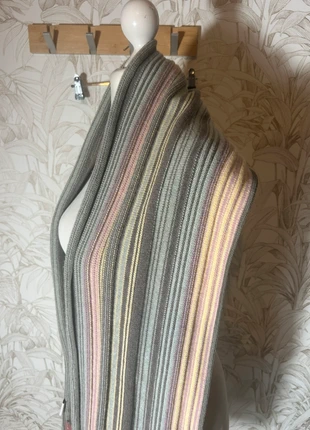Écharpe couleur pastel de chez Devernois en laine d agneau, marque: DEVERNOIS, état: Très bon état, 8,00 €, 9,10 € Protection acheteurs incluse