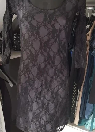 robe en dentelle noir et grise, condizioni: Ottime, taglia: S / IT 40 / EU 36, €8.00, €9.10 include la Protezione acquisti