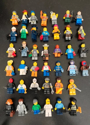 Lego figurine avec accessoire 1.50 € le personnage, brand: LEGO, condition: Very good, size: 6 years / 116 cm, €1.50, €2.28 includes Buyer Protection