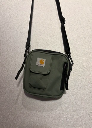 sacoche kaki / carhartt, marque: Carhartt, état: Bon état, 15,00 €, 16,45 € Protection acheteurs incluse