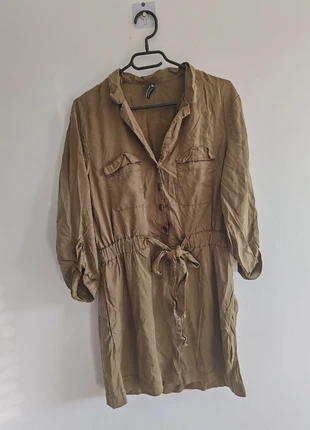 Robe femme Taille M, marque: Zara, état: Très bon état, taille: M / 38 / 10, 1,50 €, 2,28 € Protection acheteurs incluse